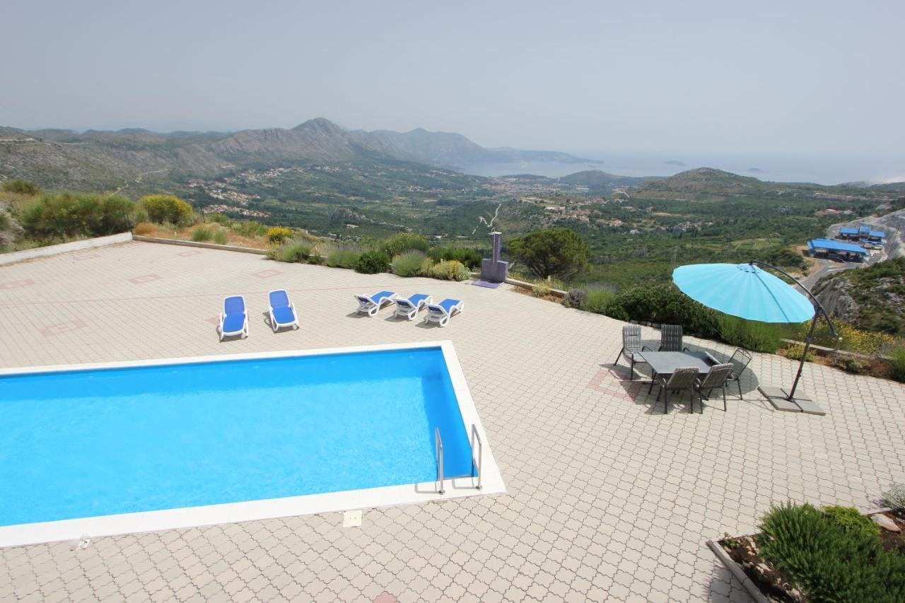 Luxury Apartment Petra Ravno Luaran gambar