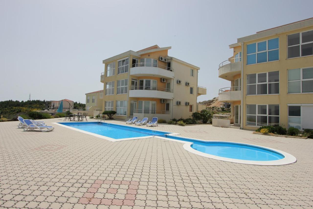 Luxury Apartment Petra Ravno Luaran gambar