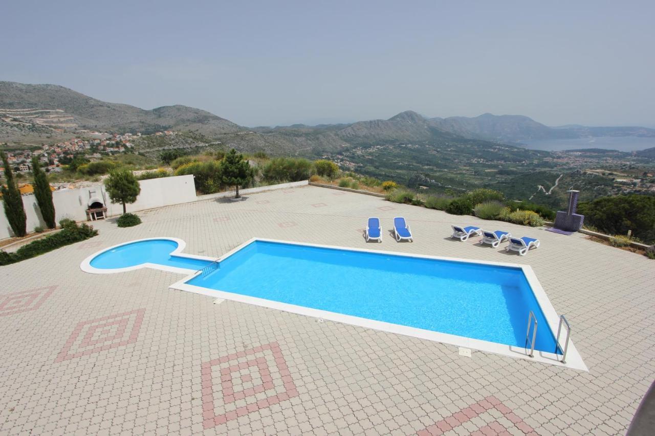 Luxury Apartment Petra Ravno Luaran gambar