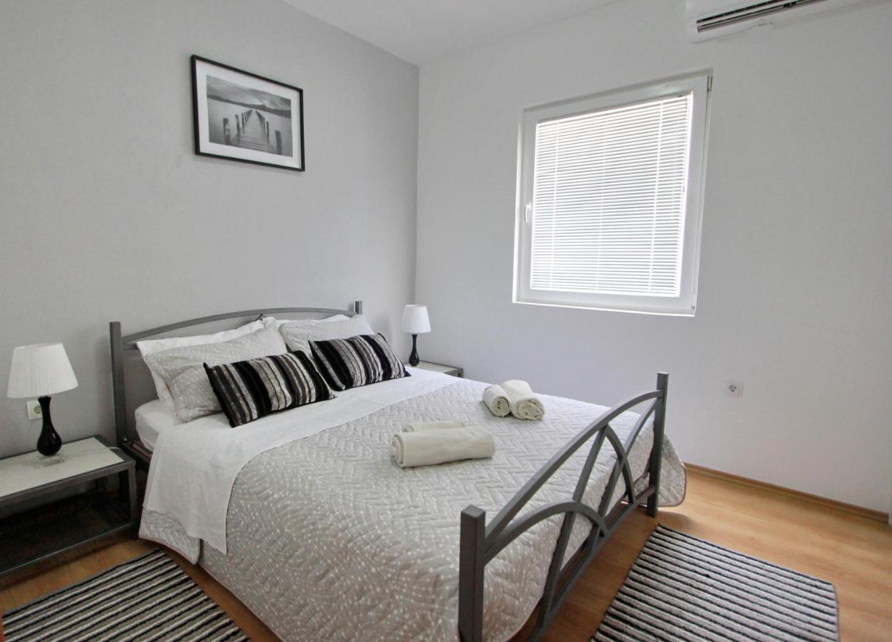 Luxury Apartment Petra Ravno Luaran gambar
